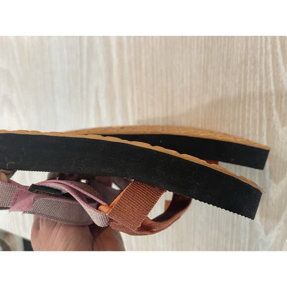 TEVA Girls Kids Midform Universal Metallic Sandals Shoe Size 5 Pink Multi Reef - Picture 6 of 8